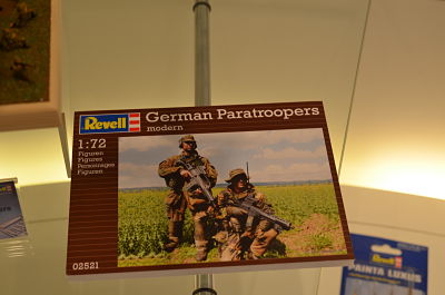 Revell 2521 - Paras Allemands (Moderne) - 1/72e