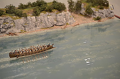 Roman boat on the Rhine or the Danube 1/72