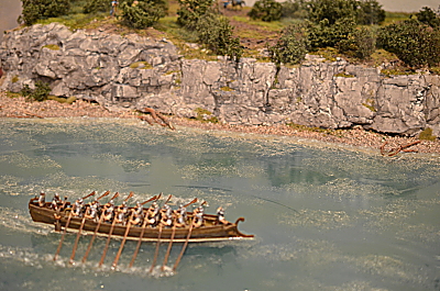 Roman boat on the Rhine or the Danube 1/72