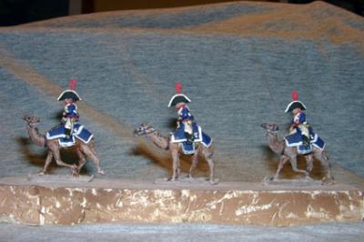 FRC81 - French Camel Corps, 4 Camels and Riders with Bicorn Hat (was FS NF-21) 1/72