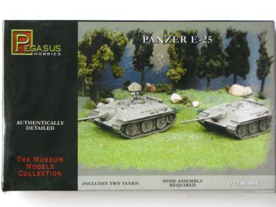 7602 - German E-25 tank 1/72