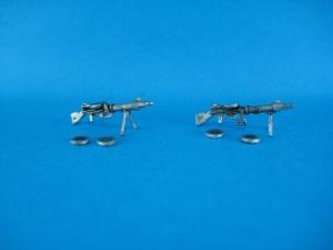 WAF 04 - Lewis M.20 bipod unfolded 1/72